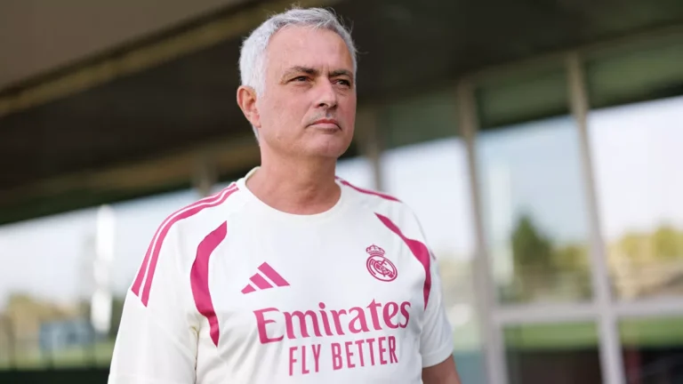 Mourinho: “Working for Real Madrid is an honor and a responsibility.”